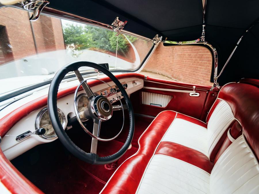 Интерьер Nash-Healey Roadster (25262) 1952 года  (фото 26 из 45)